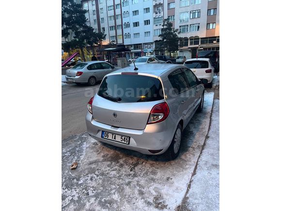 Sahibinden Renault Clio 1.2 Tom Edition 2010 Model 