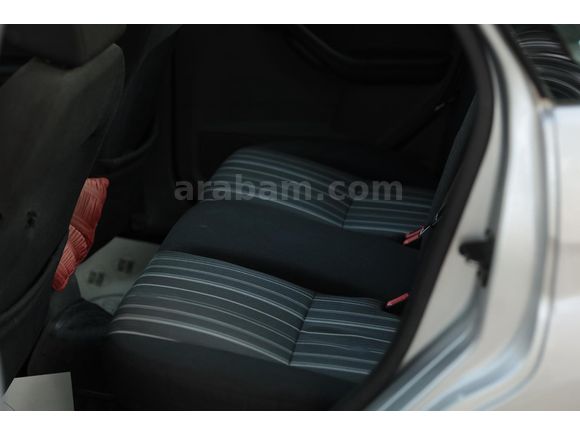 Sahibinden Ford Focus 1.6 TDCi Trend 2010 Model