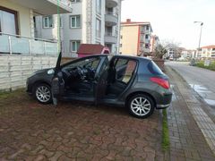 Sahibinden Peugeot 308 1.6 VTi Comfort 2010 Model 