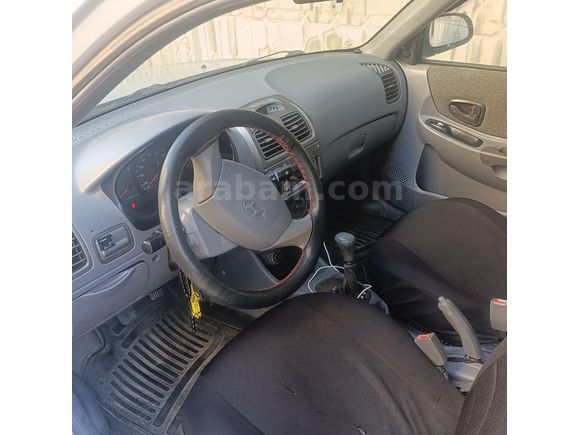 Sahibinden Hyundai Accent 1.5 GL 2001 Model