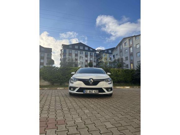 Sahibinden Renault Megane 1.5 dCi Touch 2017 Model 