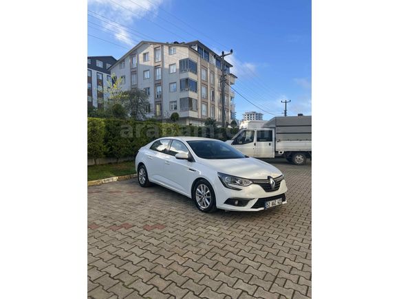 Sahibinden Renault Megane 1.5 dCi Touch 2017 Model 