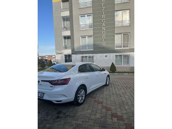 Sahibinden Renault Megane 1.5 dCi Touch 2017 Model 