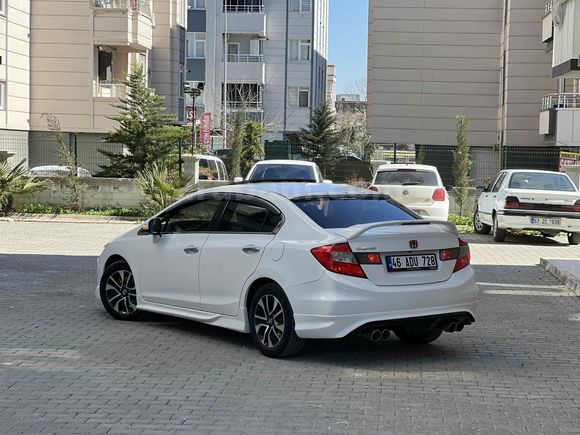 Sahibinden Honda Civic 1.6i VTEC Eco Elegance 2014 Model 