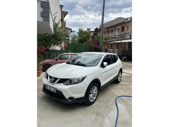 Sahibinden Değişensiz Qashqai Dizel Otomatik Tekna 2014 128.000 km