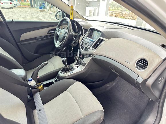 Sahibinden Chevrolet Cruze 1.6 LS Plus 2011 Model