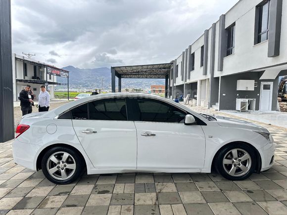 Sahibinden Chevrolet Cruze 1.6 LS Plus 2011 Model