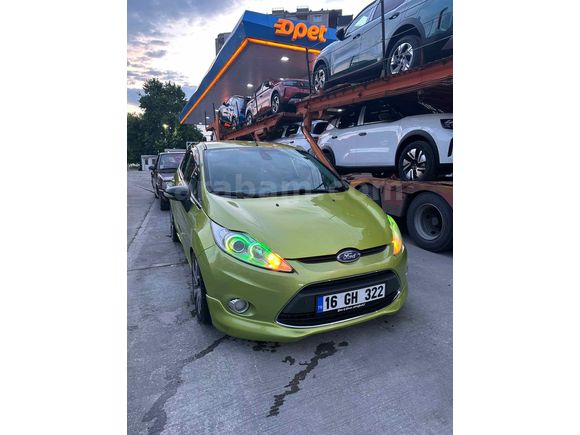 Sahibinden Ford Fiesta 1.4 Titanium 2009 Model 