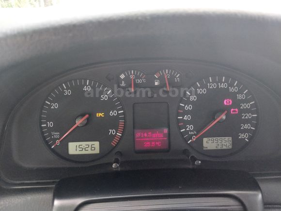 Sahibinden Volkswagen Passat 1.8 Trendline 2000 Model 