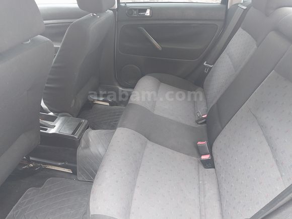 Sahibinden Volkswagen Passat 1.8 Trendline 2000 Model 