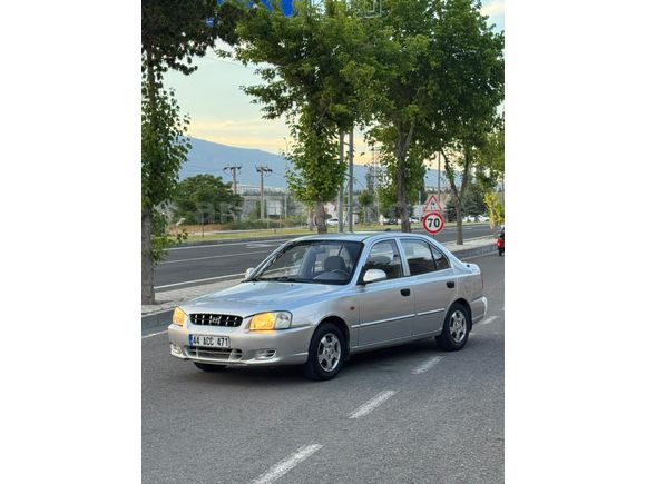 Sahibinden Hyundai Accent 1.3 LX 2000 Model