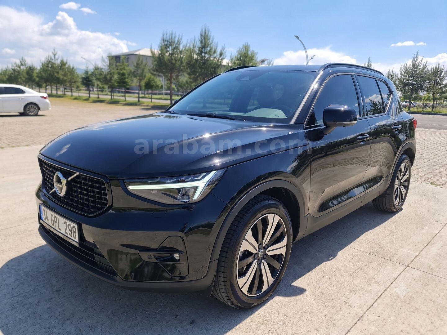 Volvo XC40, 1.5 T5 Hybrid Plus Dark 2023 Model 1