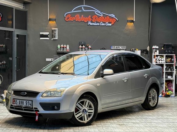 Sahibinden Ford Focus 1.6 Ghia 2006 Model 