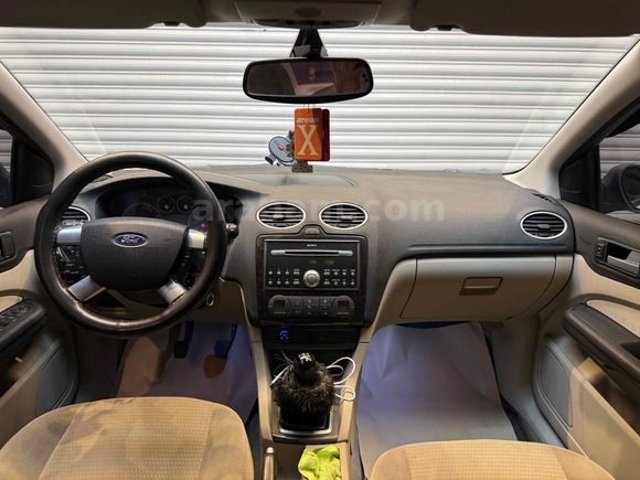 Sahibinden Ford Focus 1.6 Ghia 2006 Model 