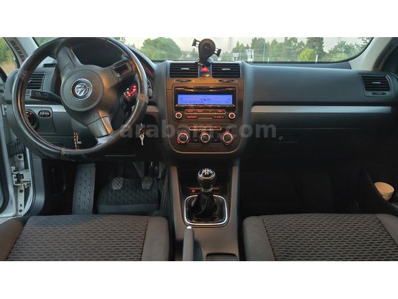 Sahibinden Volkswagen Jetta 1.6 Primeline 2010 Model