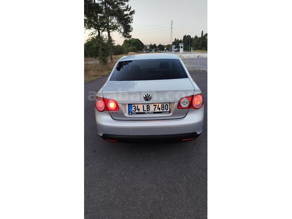 Sahibinden Volkswagen Jetta 1.6 Primeline 2010 Model