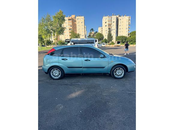 Sahibinden Ford Focus 1.6 Ghia 2000 Model