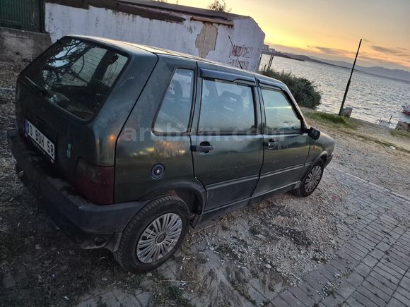 Temiz Aile Aracı Dosta Gider Sahibinden Fiat Uno 1.4 ie SX 1996 Model