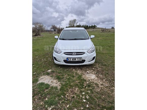 Sahibinden Orijinal Hyundai Accent Blue