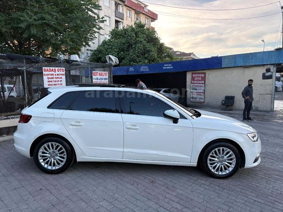 AUDİ A3 SPORTBACK1.6 TDI AMBİENTE CAM TAVANLI 2015 MODEL