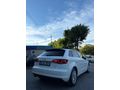 AUDİ A3 SPORTBACK1.6 TDI AMBİENTE CAM TAVANLI 2015 MODEL