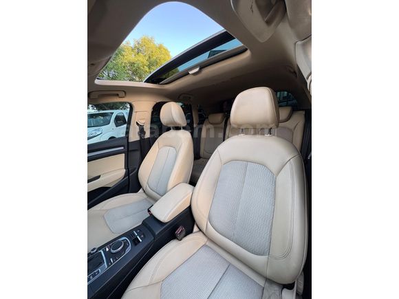 AUDİ A3 SPORTBACK1.6 TDI AMBİENTE CAM TAVANLI 2015 MODEL