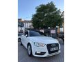AUDİ A3 SPORTBACK1.6 TDI AMBİENTE CAM TAVANLI 2015 MODEL