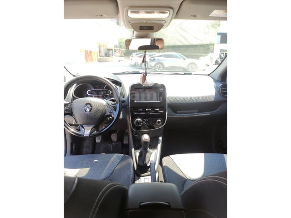 Sahibinden Renault Clio 0.9 TCe Icon 2012 Model Beyaz