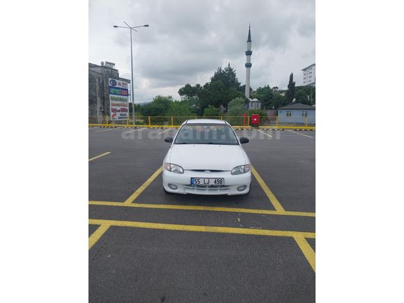 Sahibinden Hyundai Accent 1.5 GLS 2000 Model
