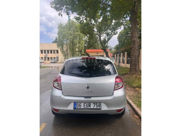 Sahibinden Renault Clio 1.5 dCi Executive 2010 Model 