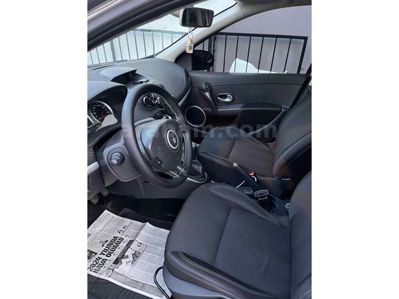 Sahibinden Renault Clio 1.5 dCi Executive 2010 Model 