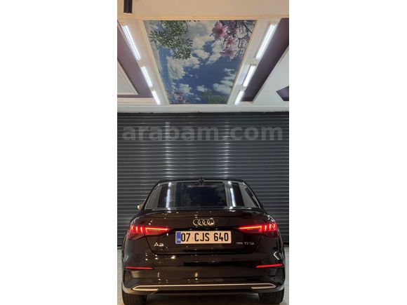 Audi A3 Sedan  2021