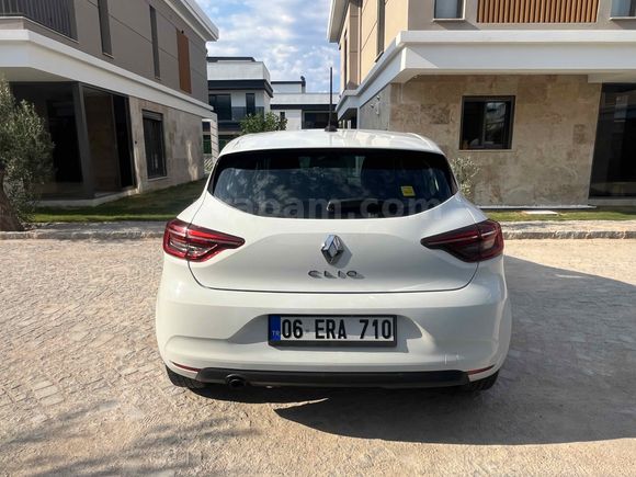 Sahibinden Renault Clio 1.0 TCe Joy 2022 Model 