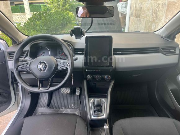 Sahibinden Renault Clio 1.0 TCe Joy 2022 Model 
