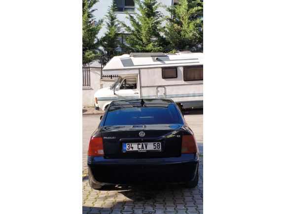 Sahibinden Volkswagen Passat 1.8 Basic 1998 Model