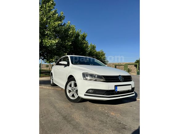 Sahibinden Volkswagen Jetta 1.6 TDi Trendline 2015 Model 