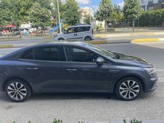 Sahibinden Renault Megane 1.3 TCe Icon 2023 Model 