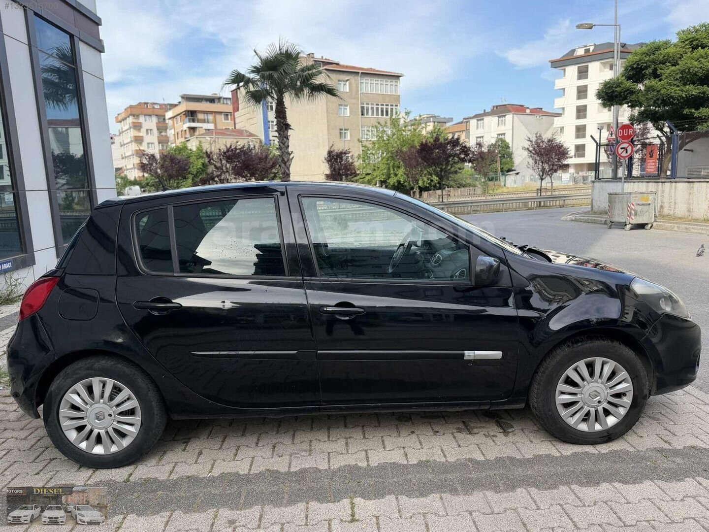 Galeriden Renault Clio 1.5 dCi Extreme Edition 2012 Model İstanbul 237.000 km Siyah 7