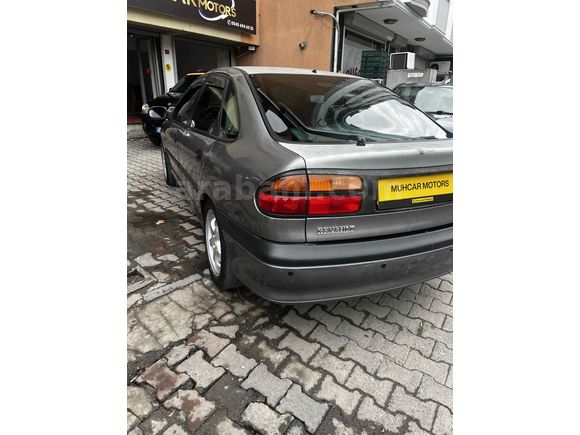 Muhcar Motors’tan Renault Laguna 2.0 RXT 2000 Model İstanbul
