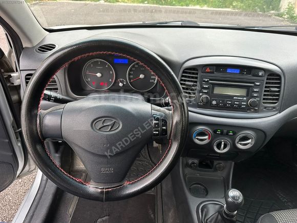 2011 HYUNDAİ ACCENT ERA 1.5 CRDİ 110 HP TEMİZ VE BAKIMLI