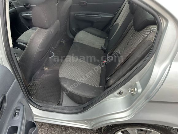 2011 HYUNDAİ ACCENT ERA 1.5 CRDİ 110 HP TEMİZ VE BAKIMLI