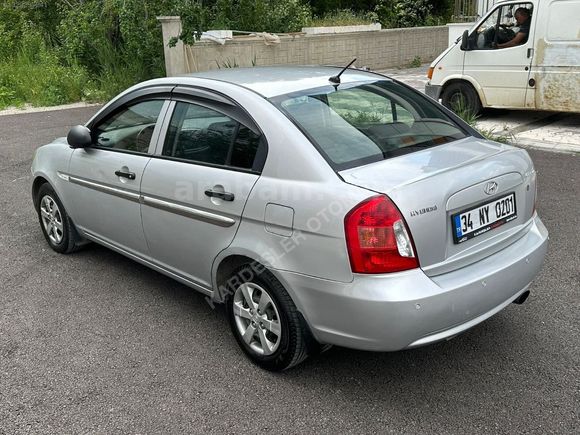 2011 HYUNDAİ ACCENT ERA 1.5 CRDİ 110 HP TEMİZ VE BAKIMLI
