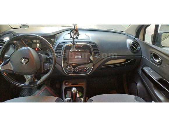 Sahibinden Renault Captur 1.5 dCi Icon 2015 Model  151.000 km Bej