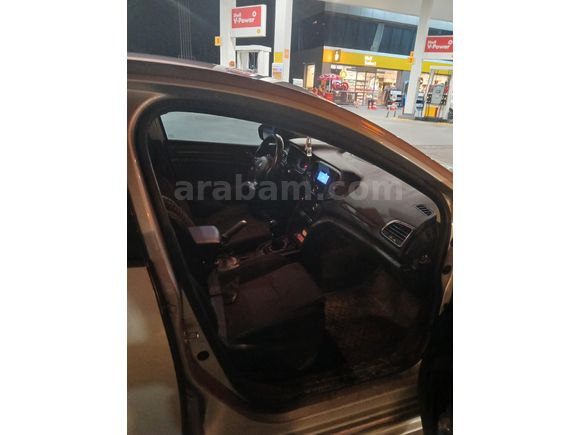 Sahibinden Renault Megane 1.6 Joy 2017 Model