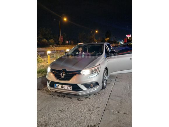 Sahibinden Renault Megane 1.6 Joy 2017 Model