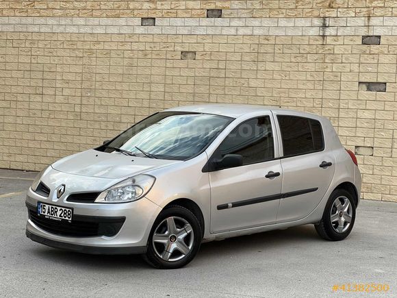 BRT OTOMOTİV'DEN " 0 MOTORLU " CLIO 3 DİZEL KLİMALI TERTEMİZ