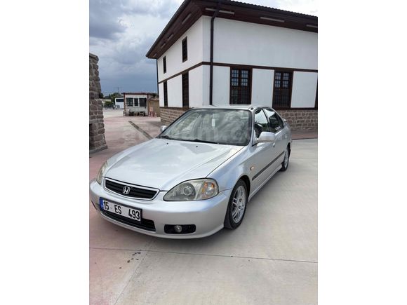 Sahibinden Honda Civic 1.6 i ES 2000 Model 