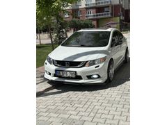 Sahibinden Honda Civic 1.6 Elegance 2013 Model  161.000 km Beyaz