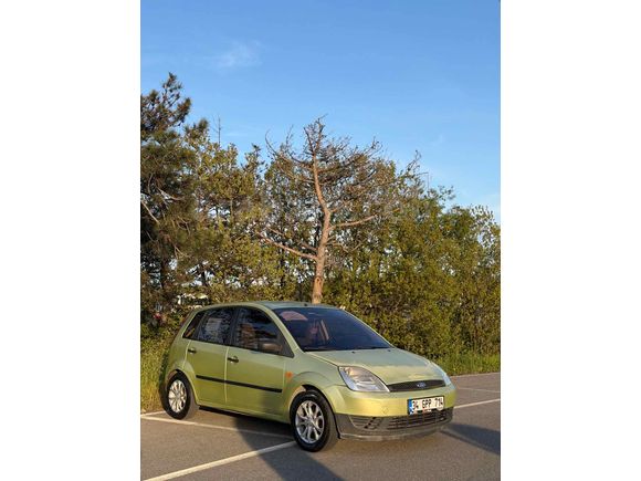 Sahibinden Ford Fiesta 1.4 TDCi Comfort 2005 Model 