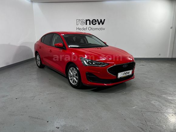 HEDEF RENAULT'DAN 0,99 KREDİ 2024 FOCUS TREND X ECOBLUE %20